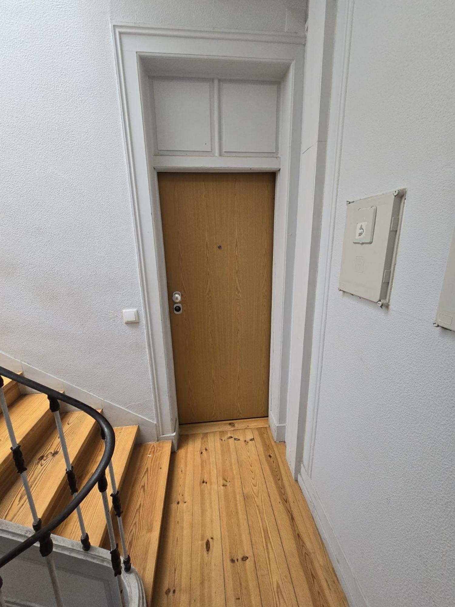 Comfy 3 Bedroom Apartment Campo De Ourique Lisbon Exterior photo